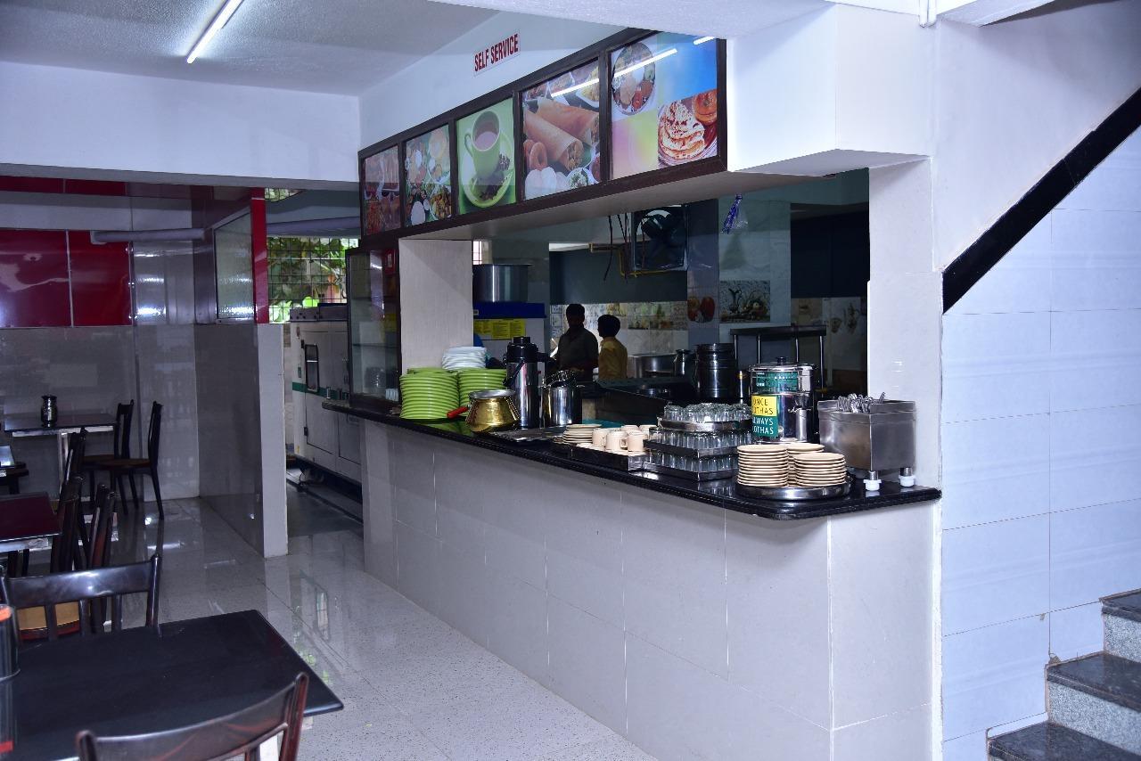 بيلاري Iroomz Dwaraka Residency المظهر الخارجي الصورة